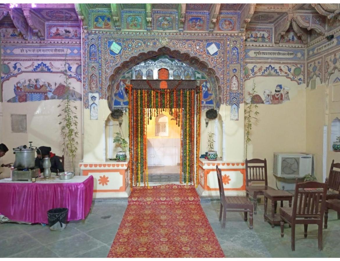 Singhasan Haveli, Mandawaアパートメント エクステリア 写真