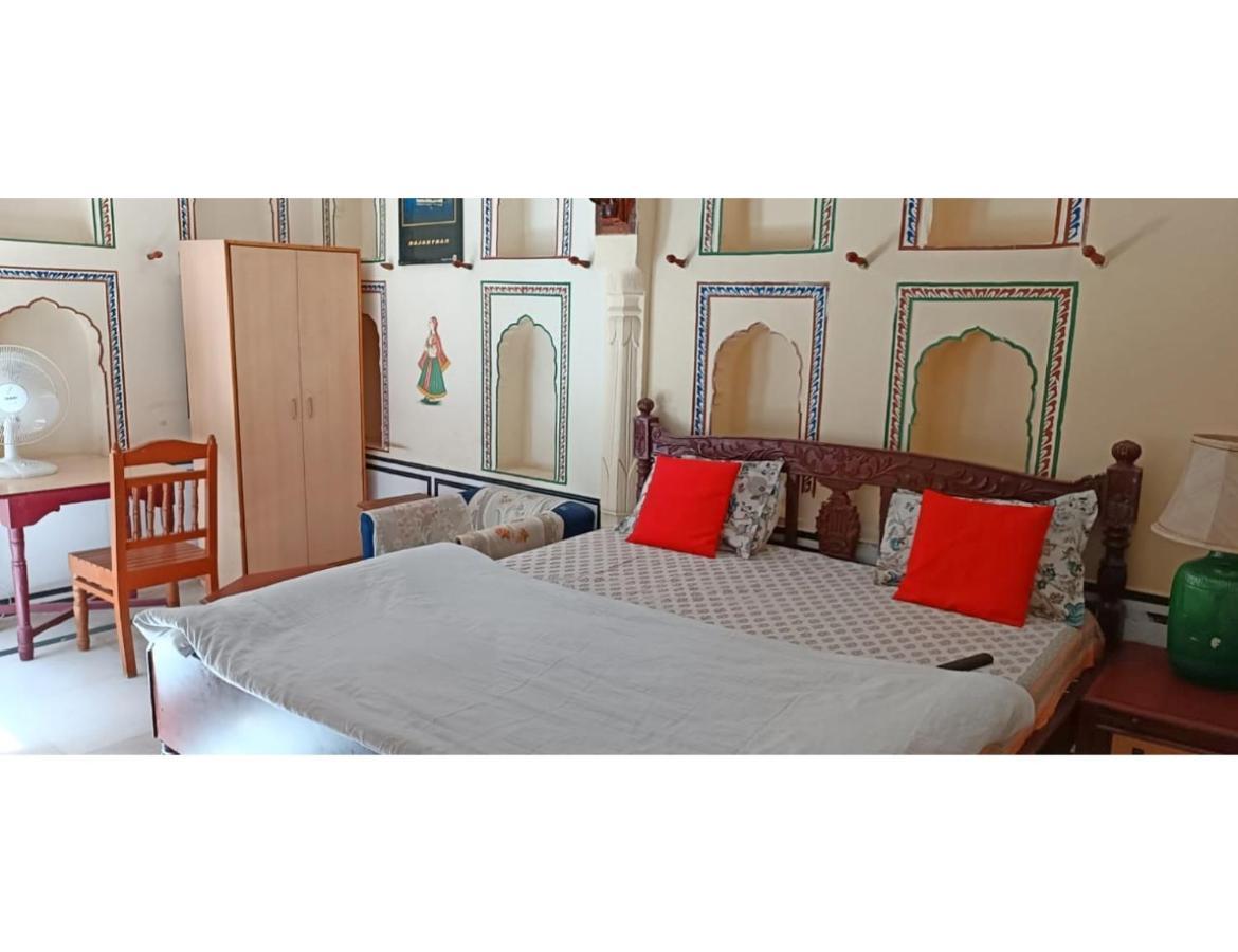 Singhasan Haveli, Mandawaアパートメント エクステリア 写真