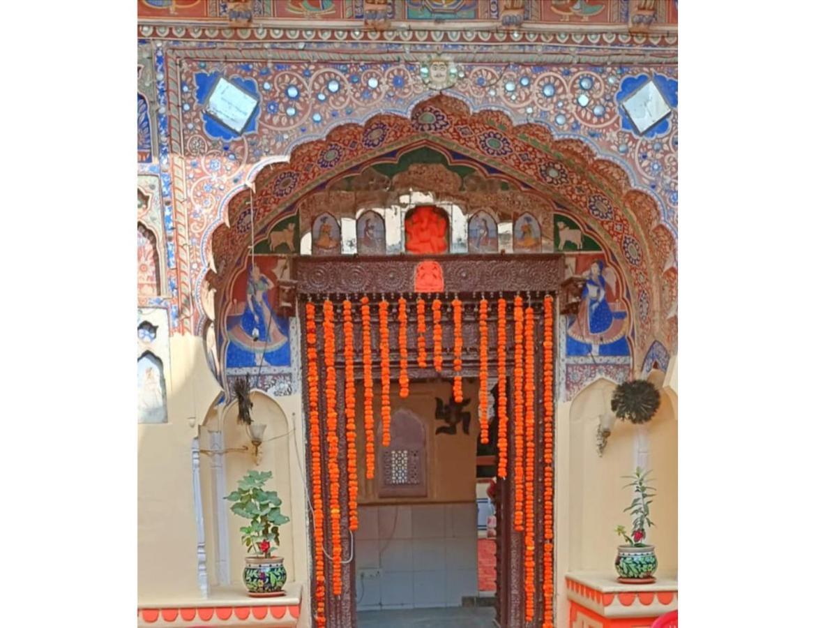 Singhasan Haveli, Mandawaアパートメント エクステリア 写真
