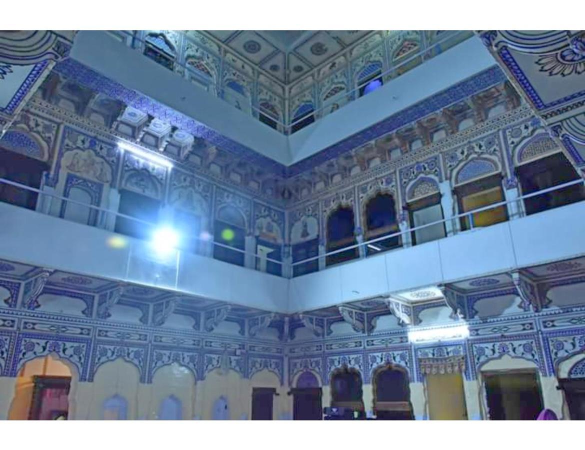 Singhasan Haveli, Mandawaアパートメント エクステリア 写真