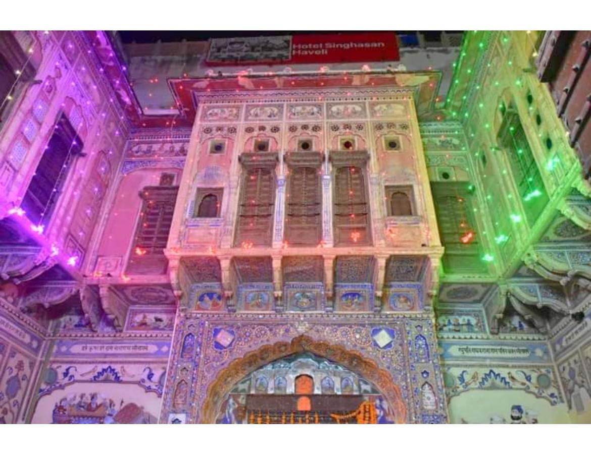 Singhasan Haveli, Mandawaアパートメント エクステリア 写真